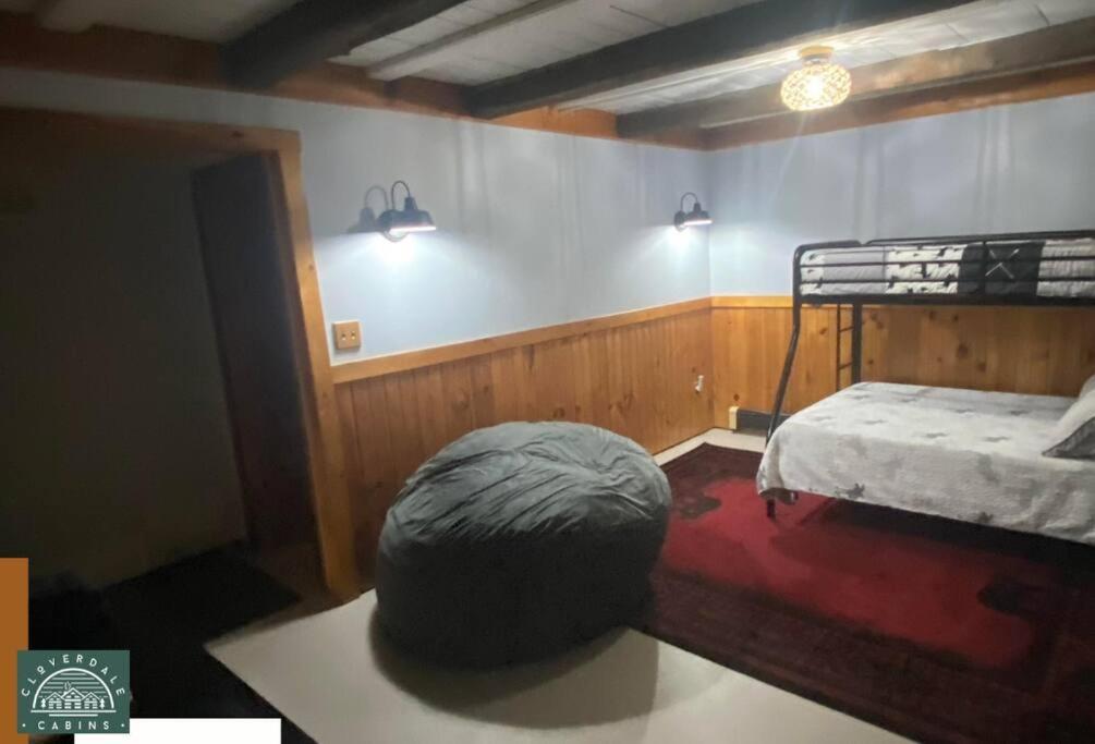 Cozy Cabin With Hottub At Cloverdale Cabins Hinckley Zewnętrze zdjęcie