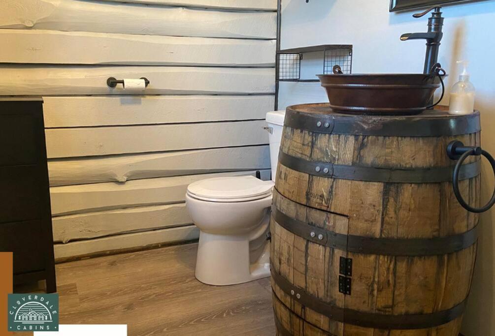 Cozy Cabin With Hottub At Cloverdale Cabins Hinckley Zewnętrze zdjęcie