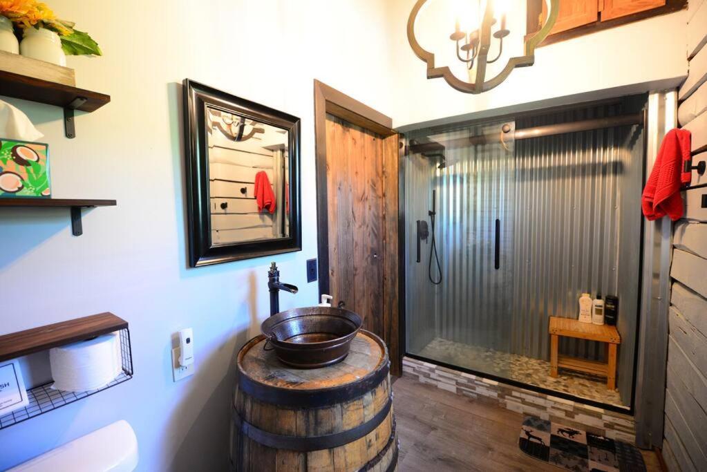 Cozy Cabin With Hottub At Cloverdale Cabins Hinckley Zewnętrze zdjęcie