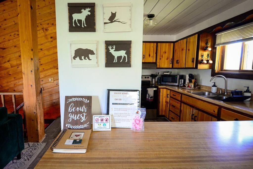 Cozy Cabin With Hottub At Cloverdale Cabins Hinckley Zewnętrze zdjęcie