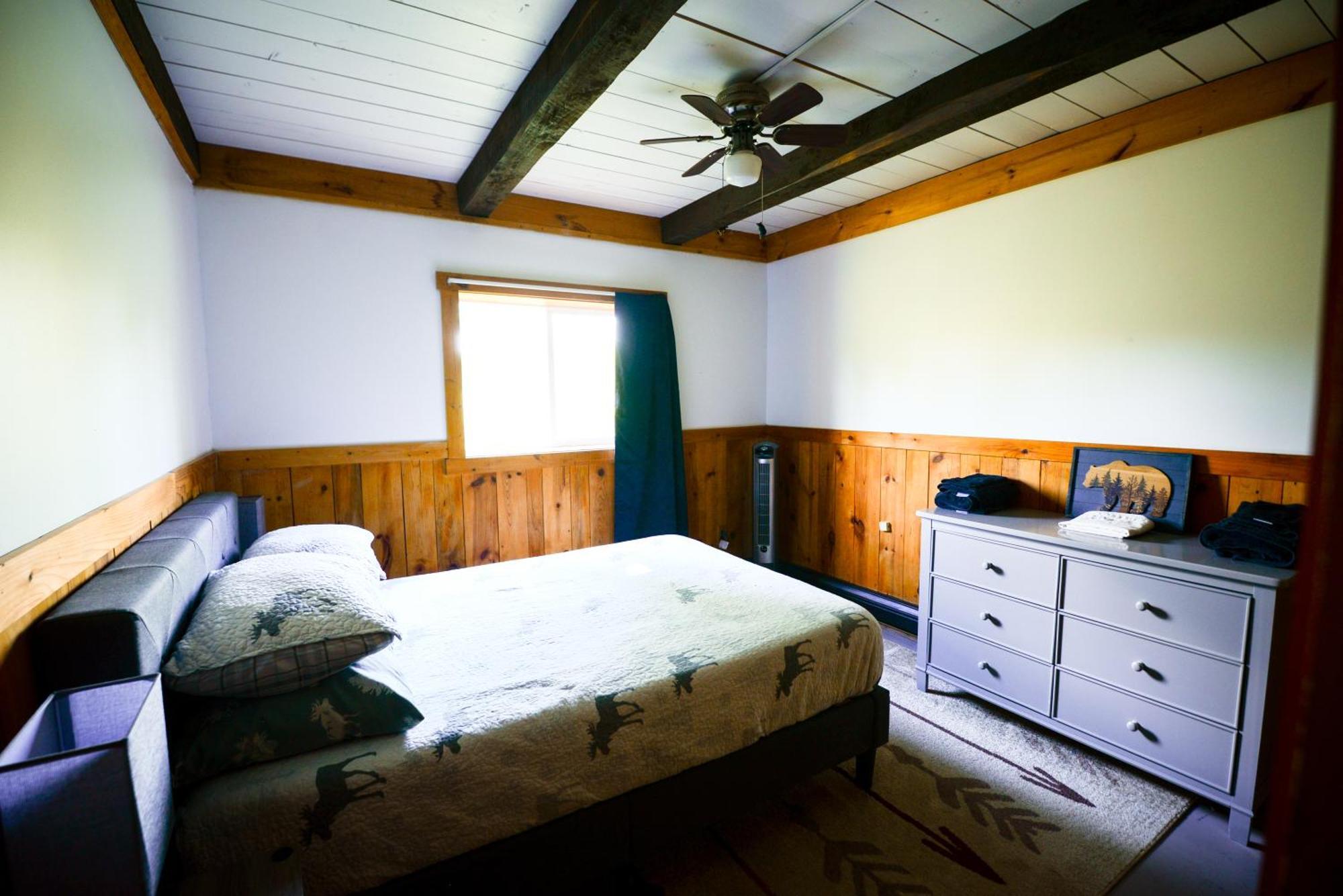 Cozy Cabin With Hottub At Cloverdale Cabins Hinckley Zewnętrze zdjęcie