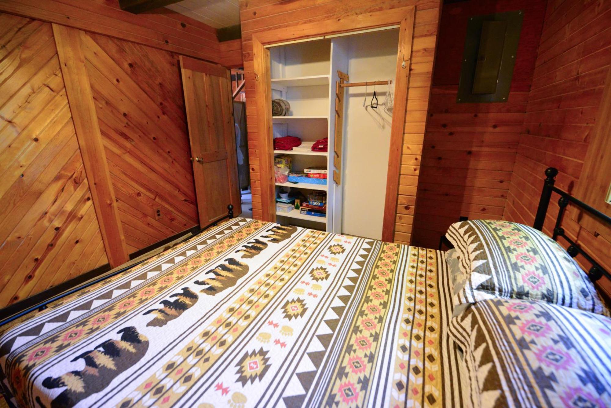 Cozy Cabin With Hottub At Cloverdale Cabins Hinckley Zewnętrze zdjęcie